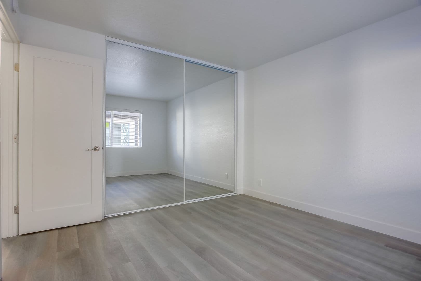 Oceanside Apartment: 1037 South Cleveland Street