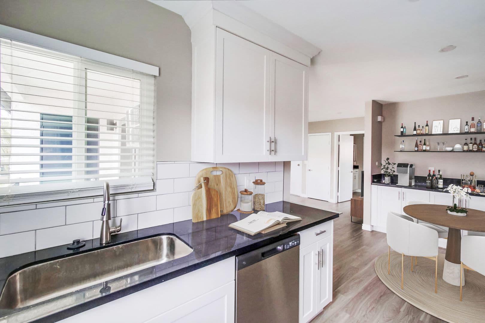 Santee Apartment: 10267 Mast Blvd