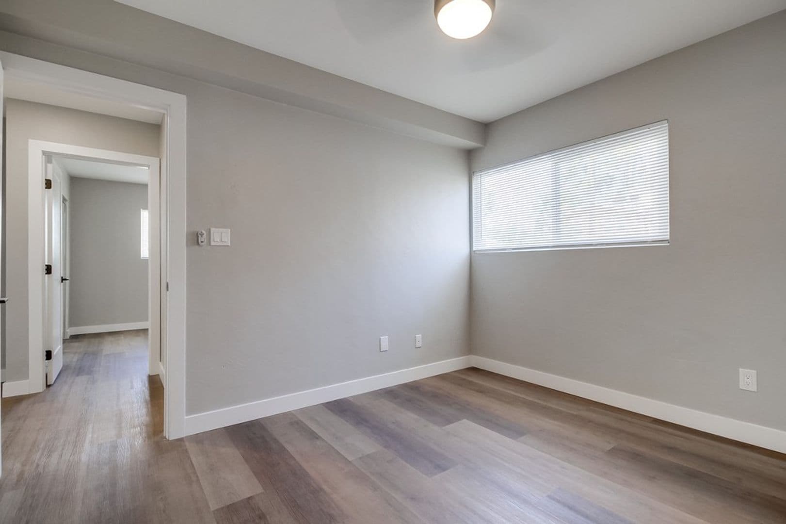 La Mesa Apartment: 4969 Mills Street