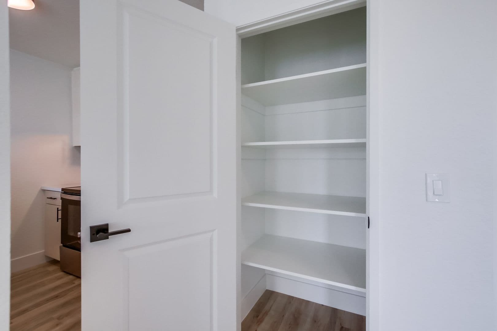 San Diego Apartment: 3502 Angelucci St
