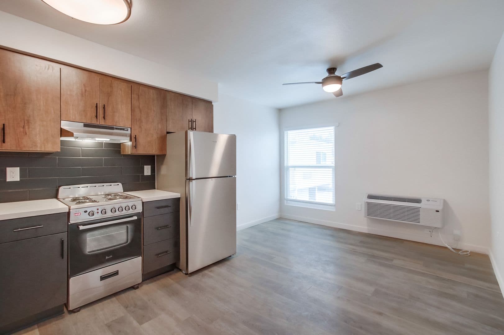 San Diego Apartment: 4820-4880 Clairemont Mesa Blvd