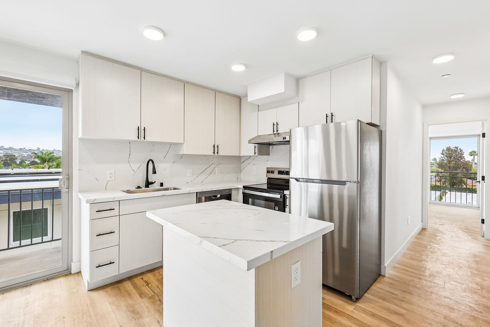San Diego Apartment: 2330-2332 Grand Avenue