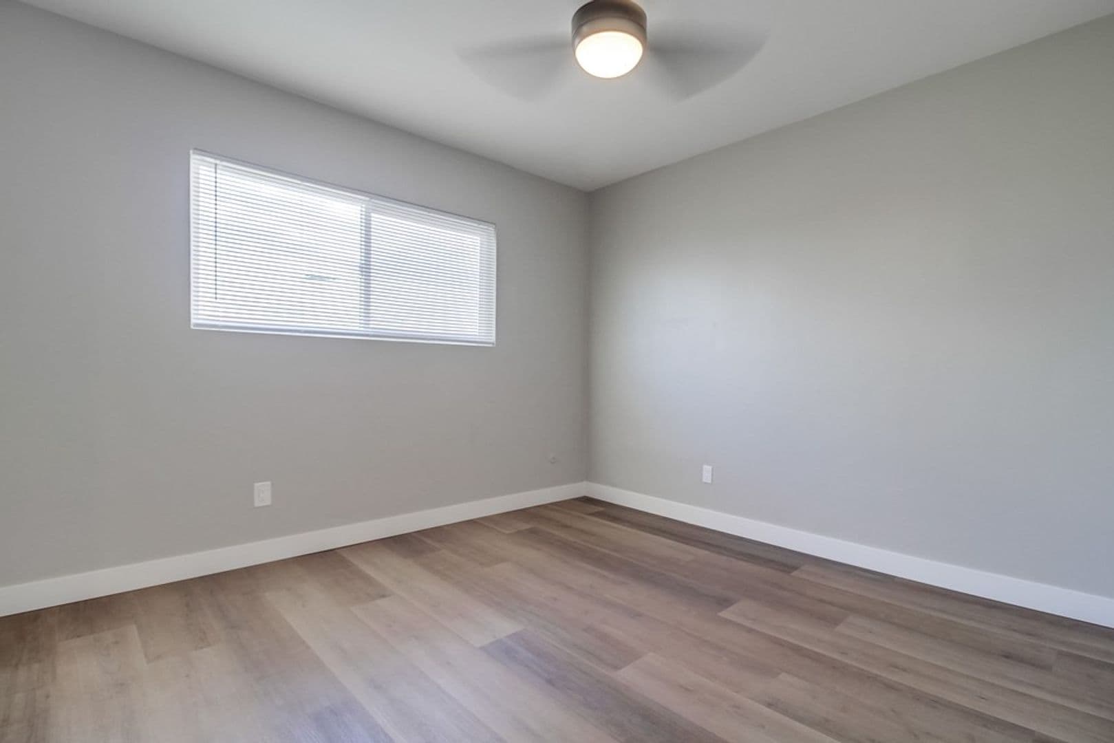 La Mesa Apartment: 4969 Mills Street