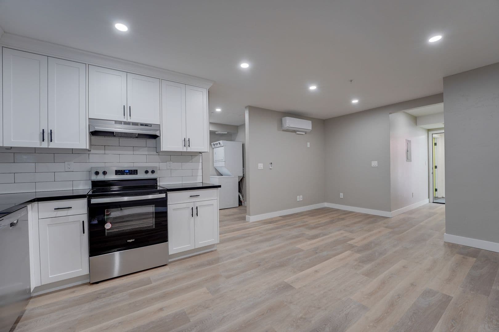 San Diego Apartment: 1239 Robinson Avenue