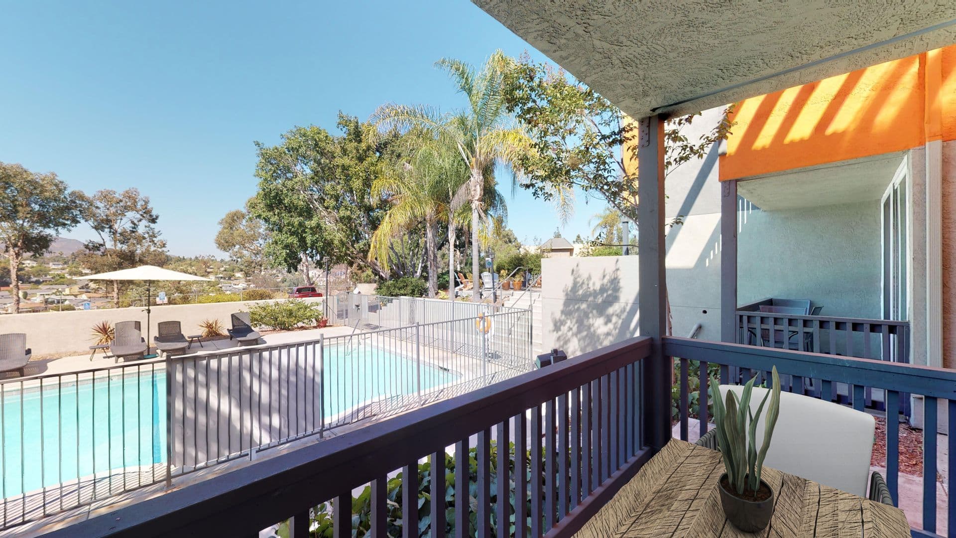 La Mesa Apartment: 7200 Saranac St