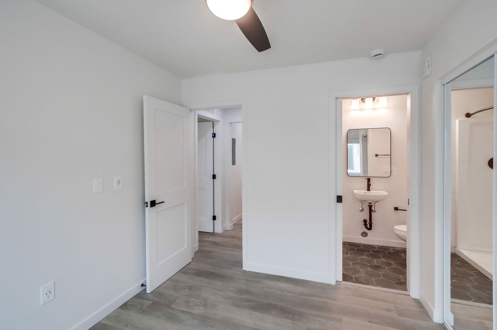 San Diego Apartment: 4820-4880 Clairemont Mesa Blvd