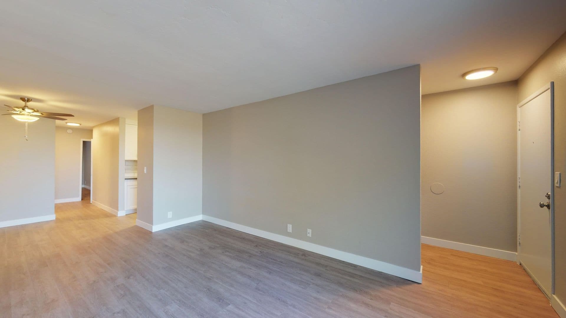 La Mesa Apartment: 7200 Saranac St
