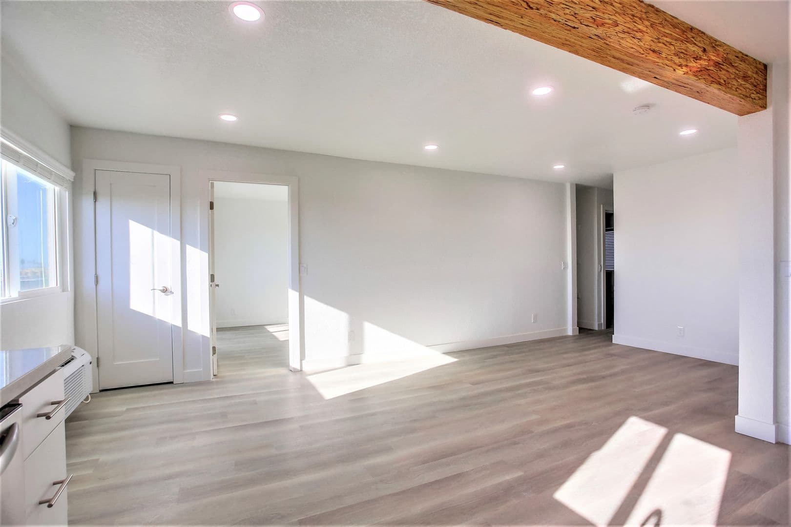Oceanside Apartment: 1037 South Cleveland Street