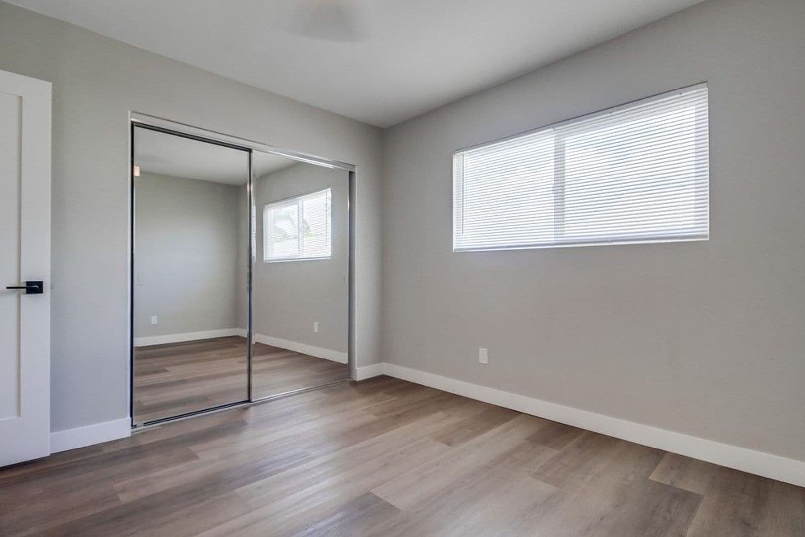 La Mesa Apartment: 4969 Mills Street