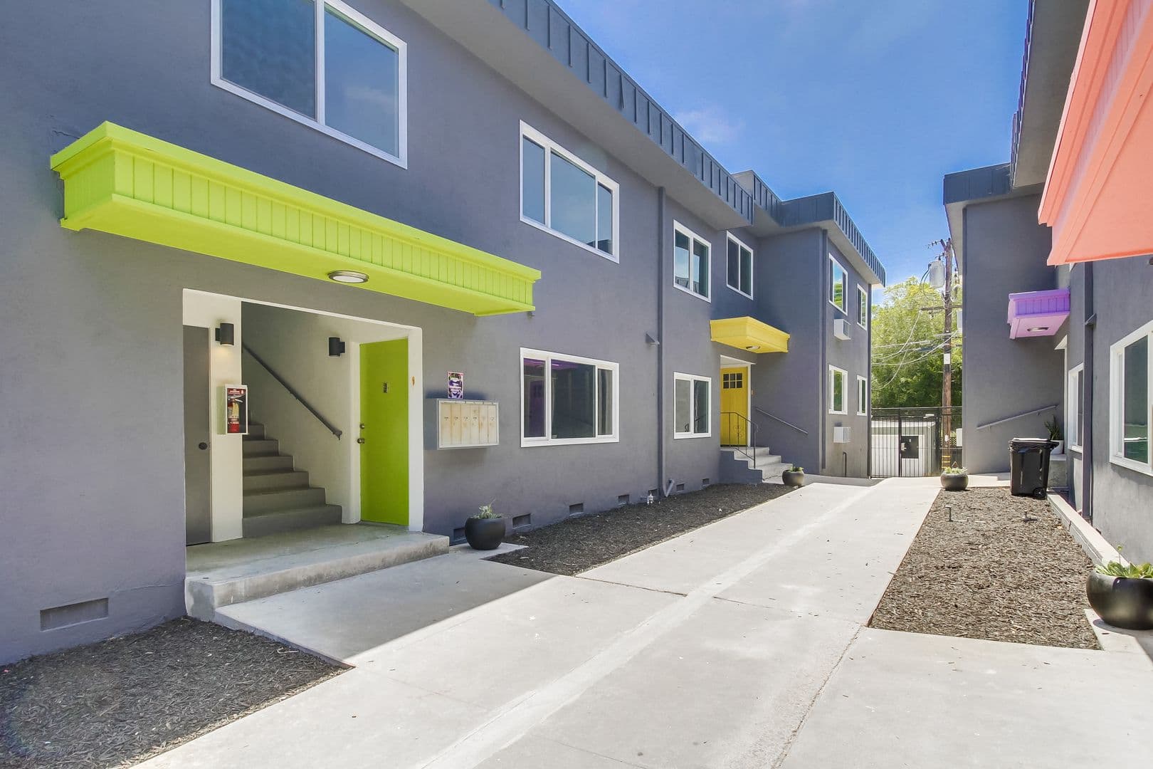 San Diego Apartment: 1239 Robinson Avenue