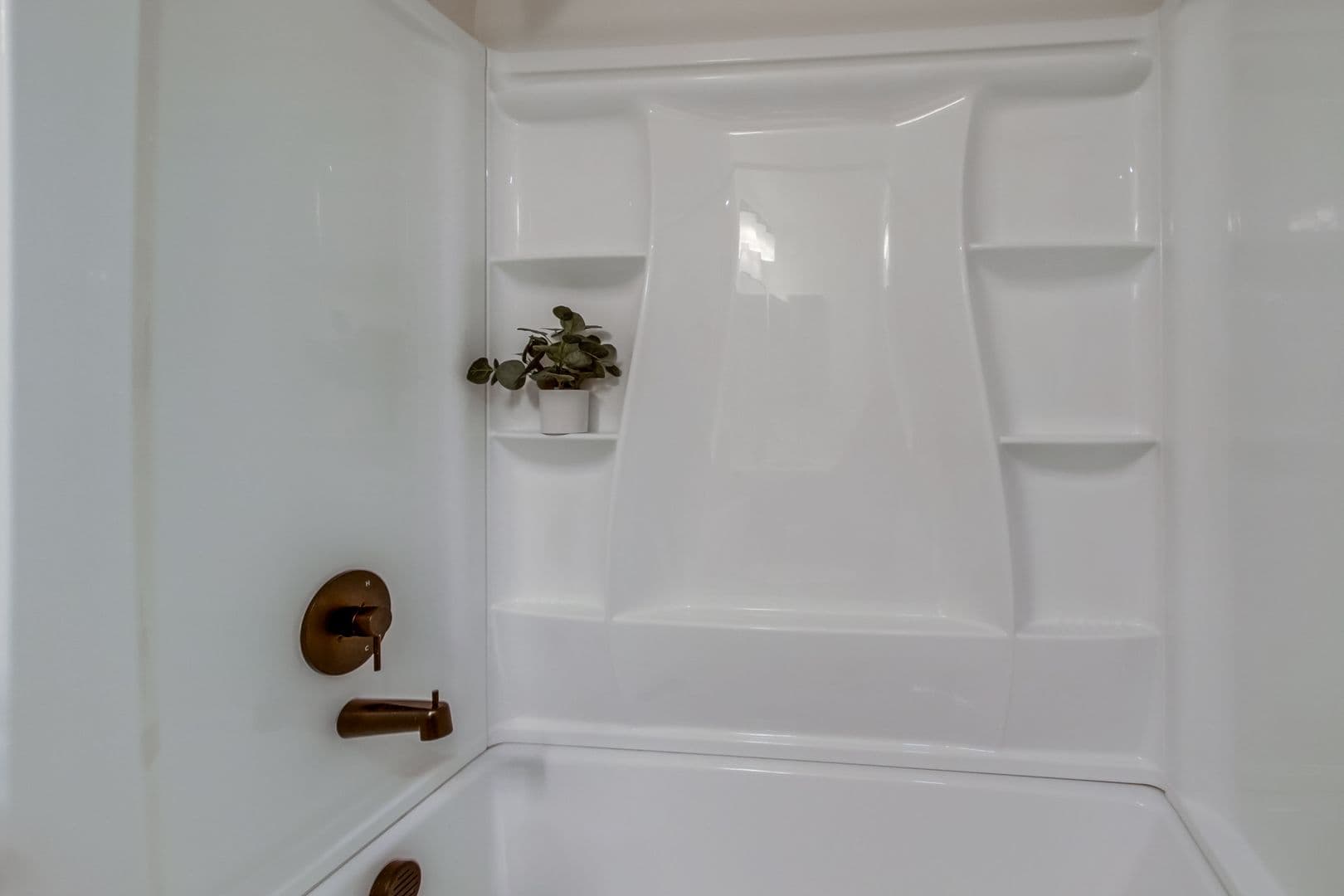 San Diego Apartment: 4820-4880 Clairemont Mesa Blvd