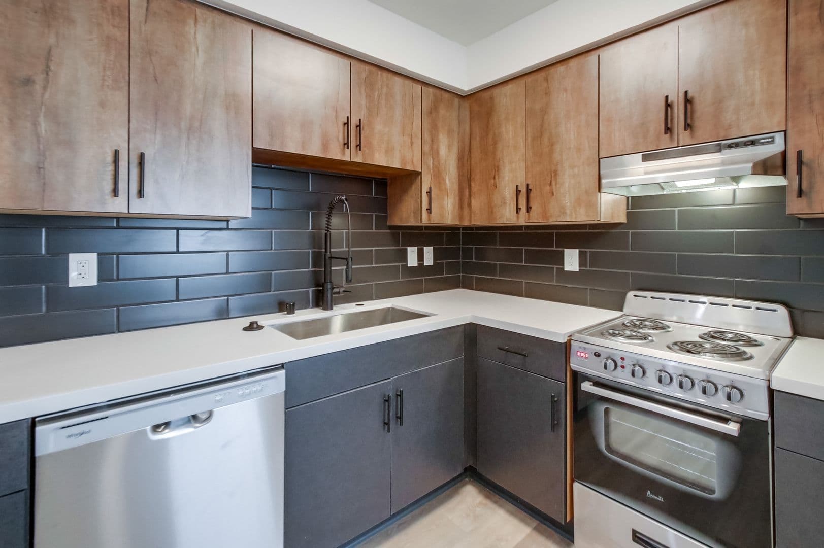 San Diego Apartment: 4820-4880 Clairemont Mesa Blvd