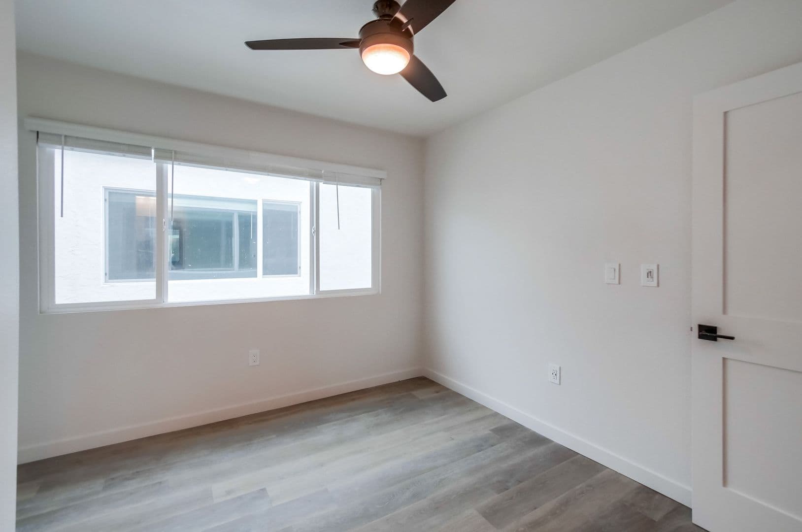 San Diego Apartment: 4820-4880 Clairemont Mesa Blvd