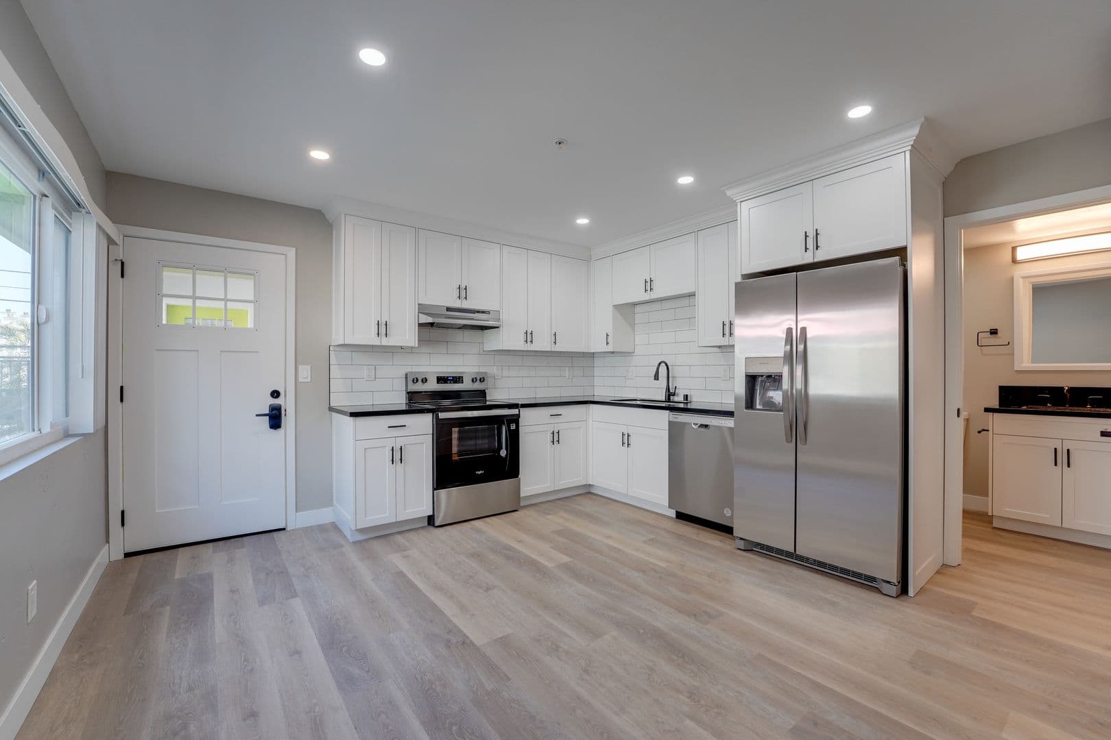 San Diego Apartment: 1239 Robinson Avenue
