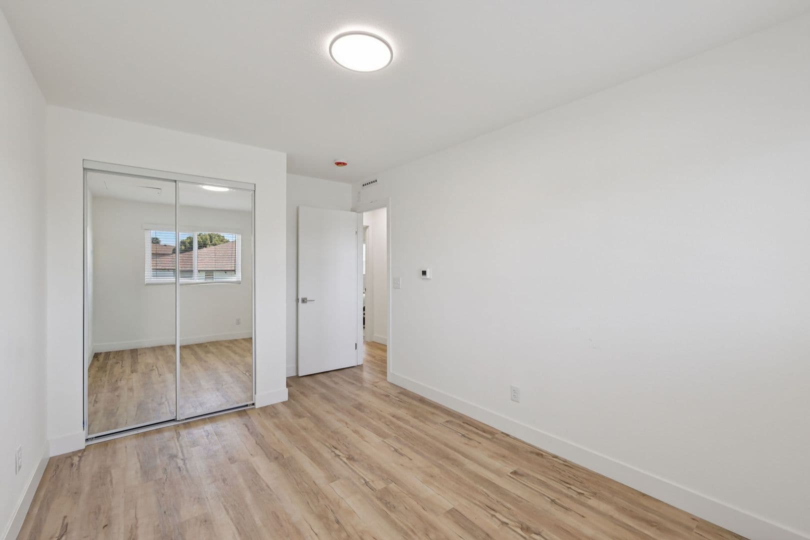 Chula Vista Apartment: 1311 4th Ave