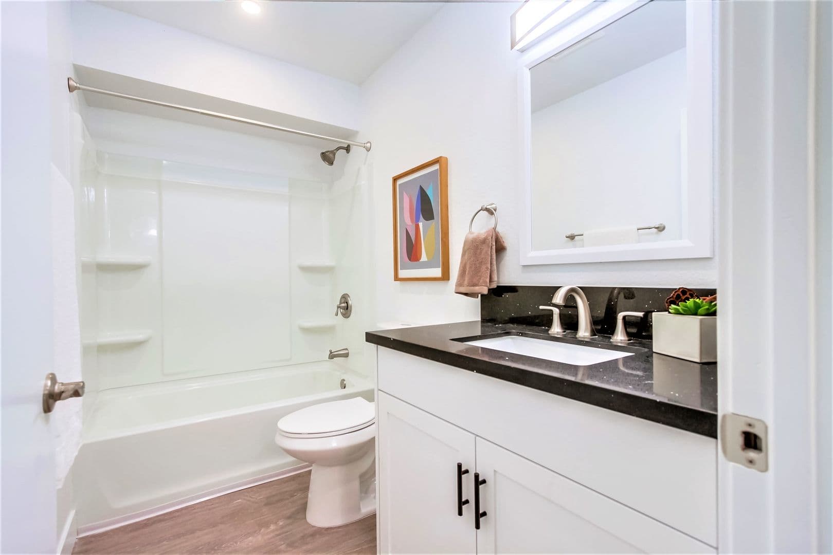 Escondido Apartment: 1580 South Juniper Street