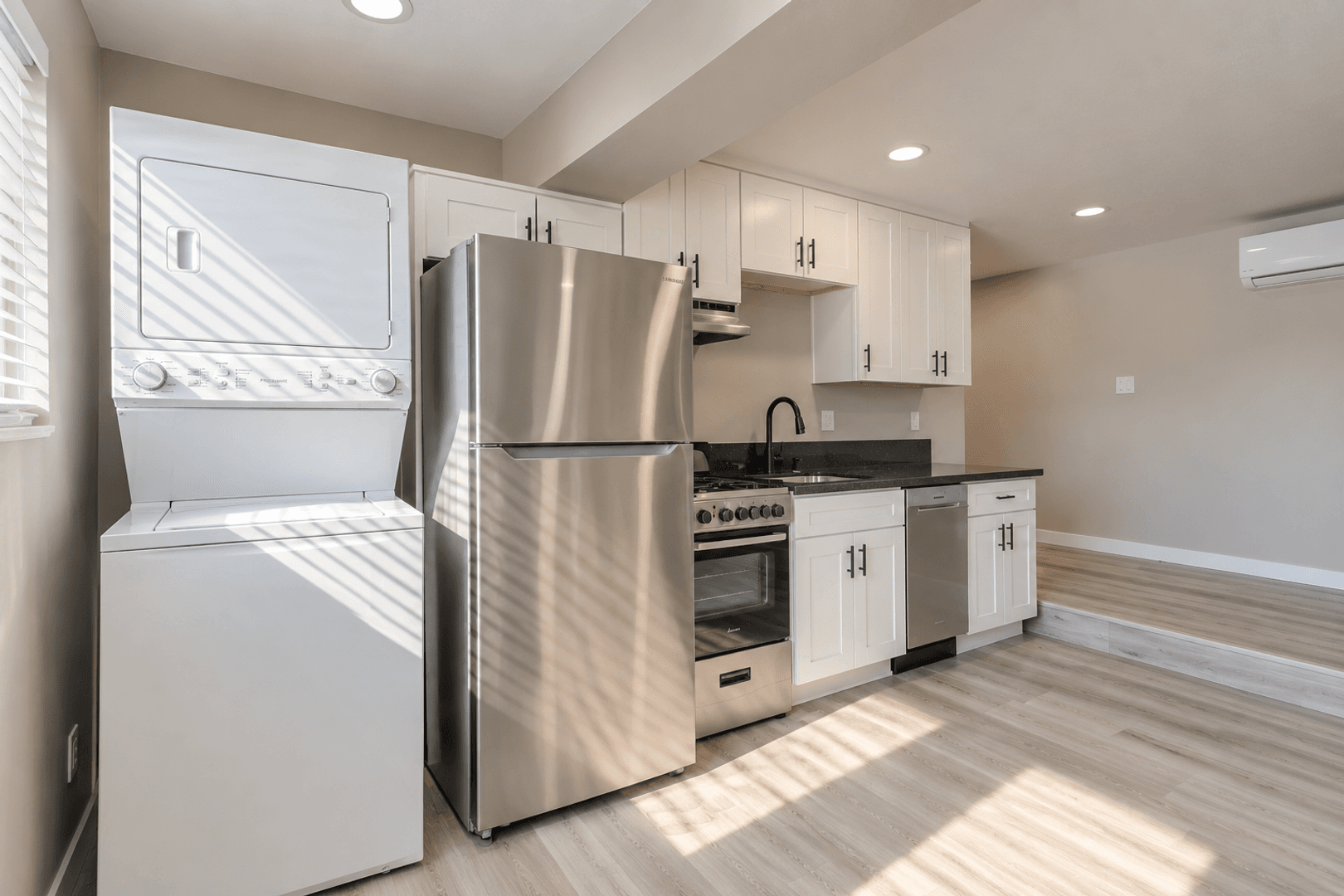 San Diego Apartment: 1102-1114 30th St