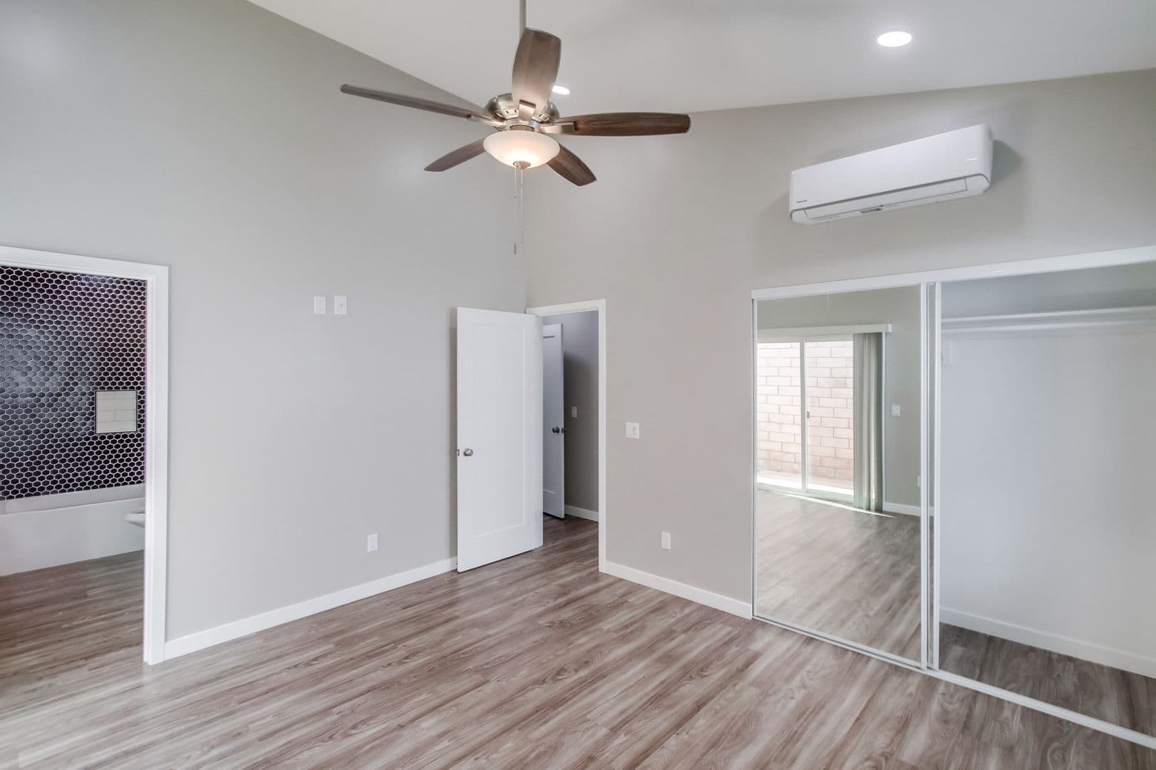 Escondido Apartment: 205 W. Vermont Ave