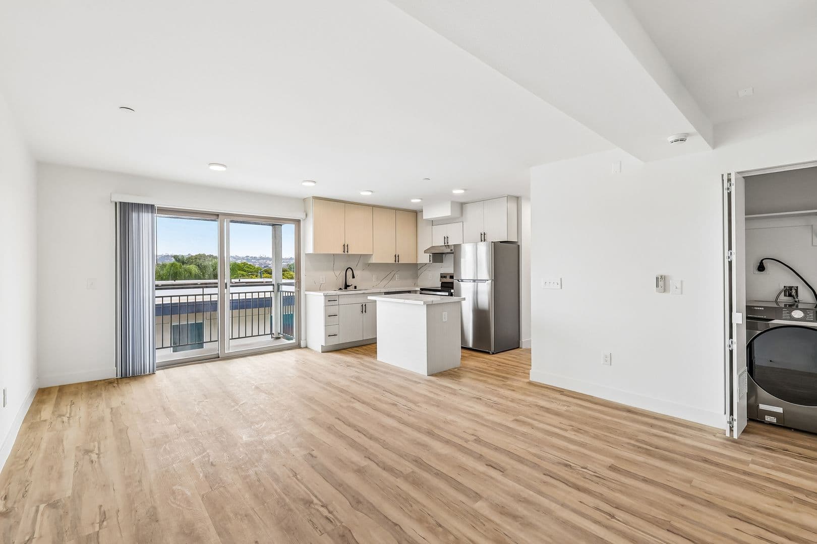 San Diego Apartment: 2330-2332 Grand Avenue