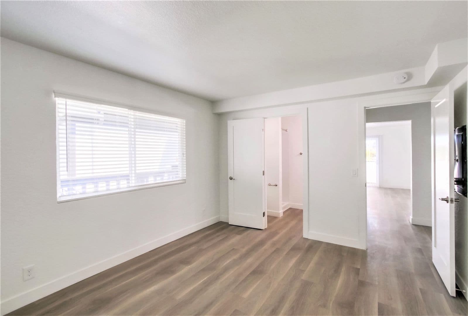 Oceanside Apartment: 1037 South Cleveland Street