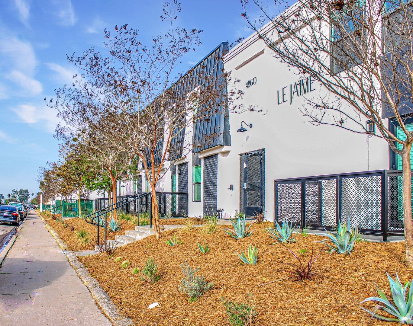 San Diego Apartment: 4820-4880 Clairemont Mesa Blvd