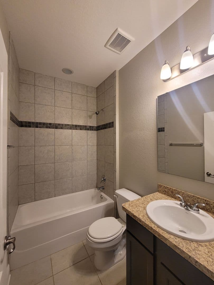 Cape Coral House: 1733 SW 38th Ln