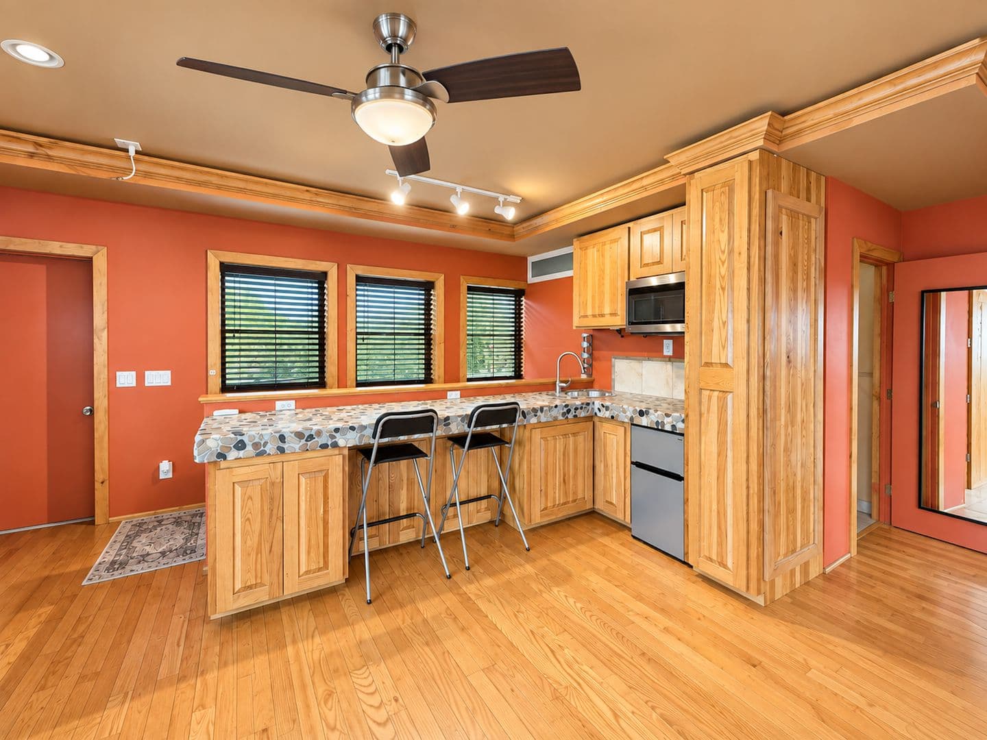 Cape Coral House: 1937 SE 37th St