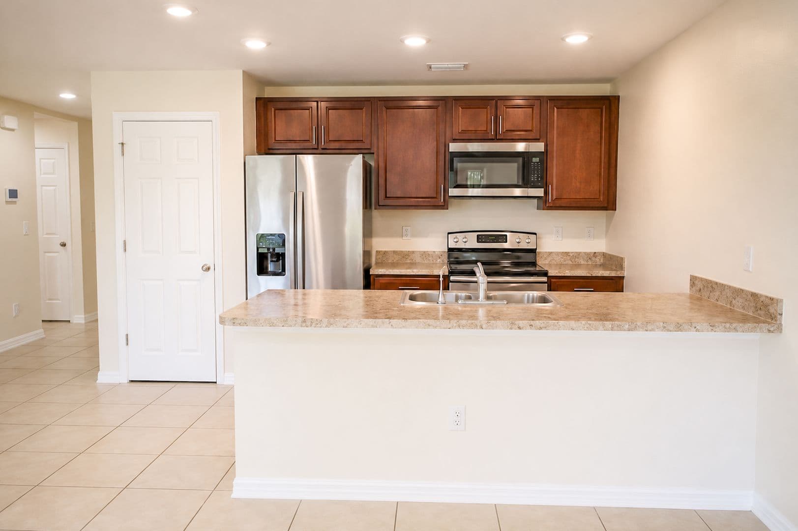 Cape Coral House: 1108 NE 36th Ln