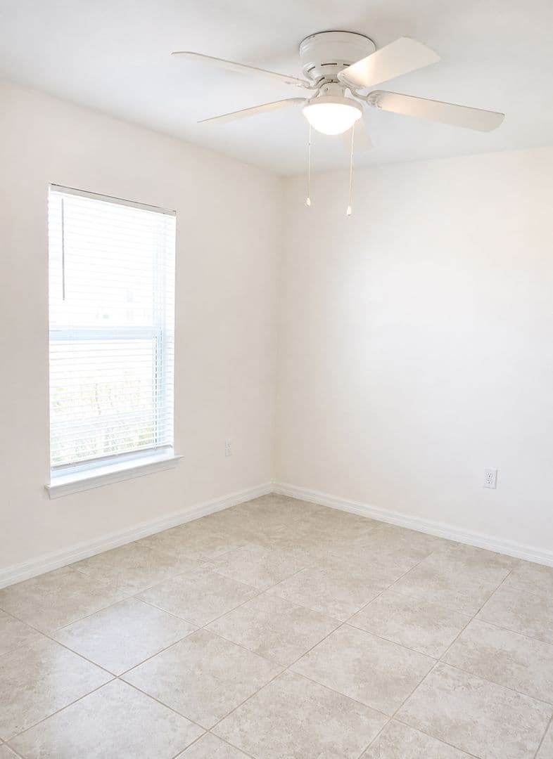 Cape Coral House: 1729 NW 20th Ter