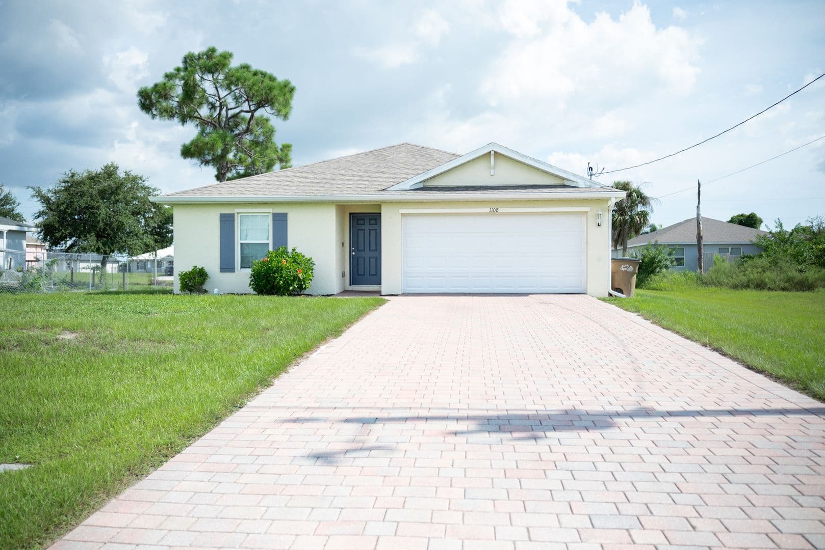 Cape Coral House: 1108 NE 36th Ln