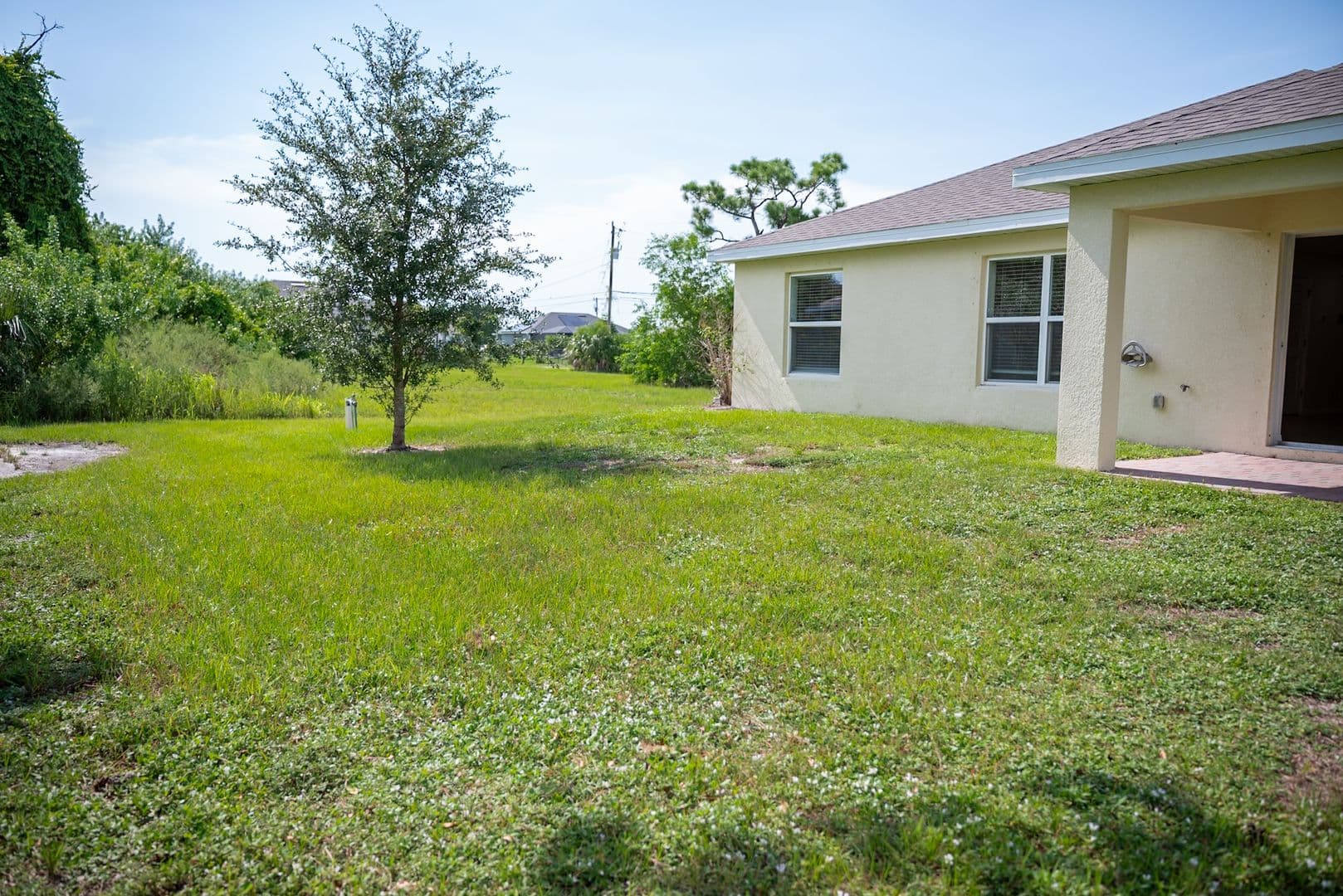 Cape Coral House: 1108 NE 36th Ln