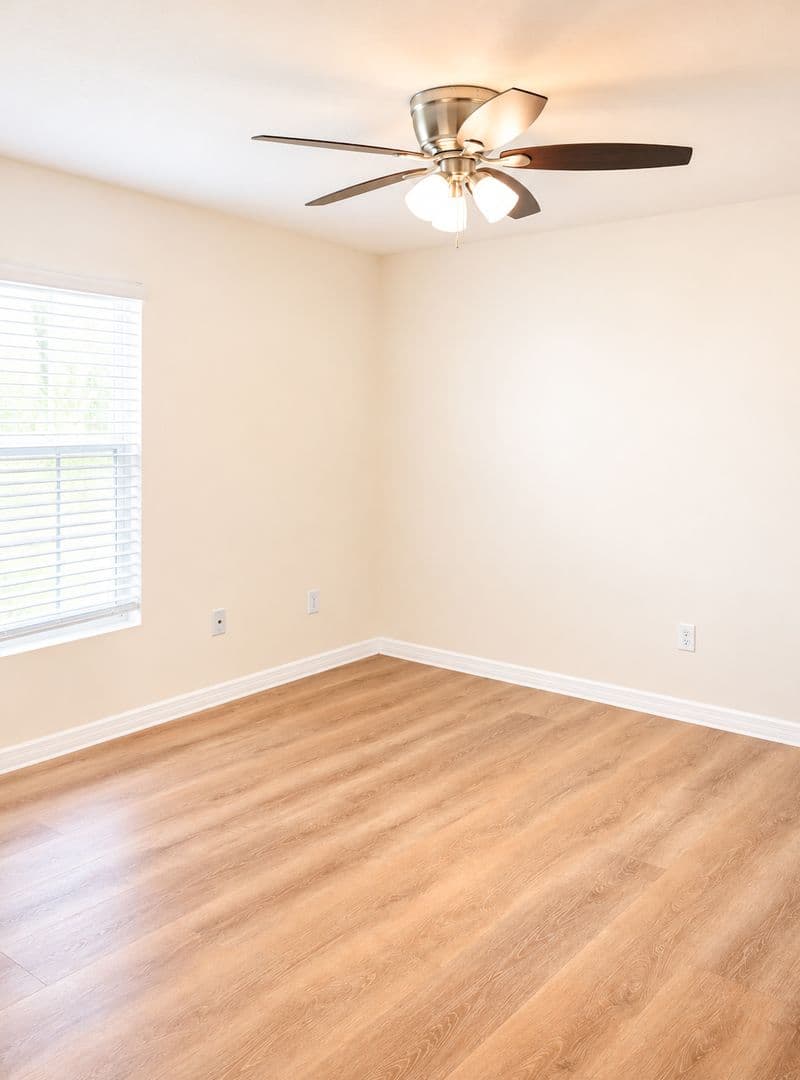 Cape Coral House: 1108 NE 36th Ln