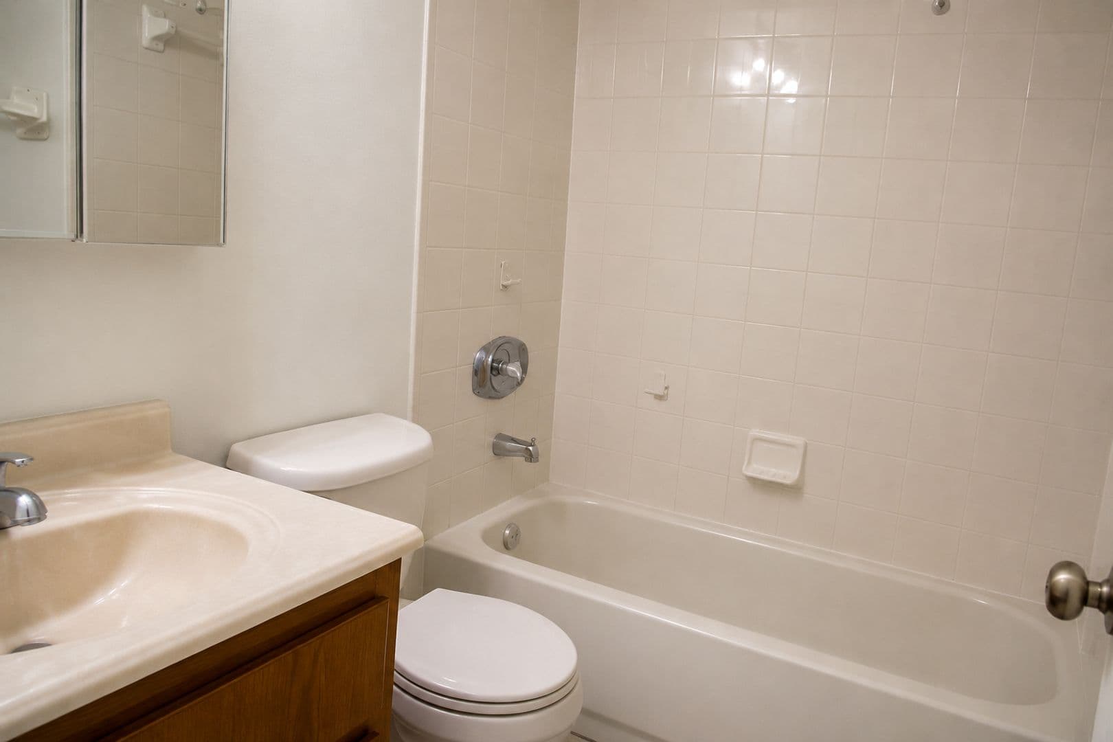 Cape Coral House: 1623 SW Santa Barbara Pl