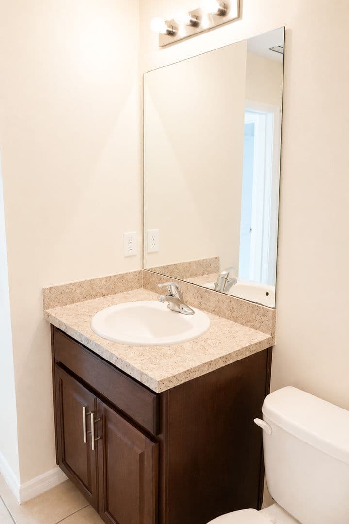 Cape Coral House: 1108 NE 36th Ln