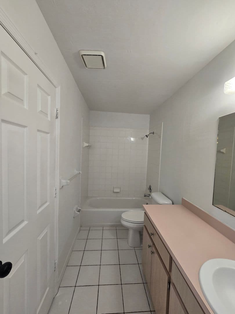 Cape Coral House: 4815 Triton Ct E #7