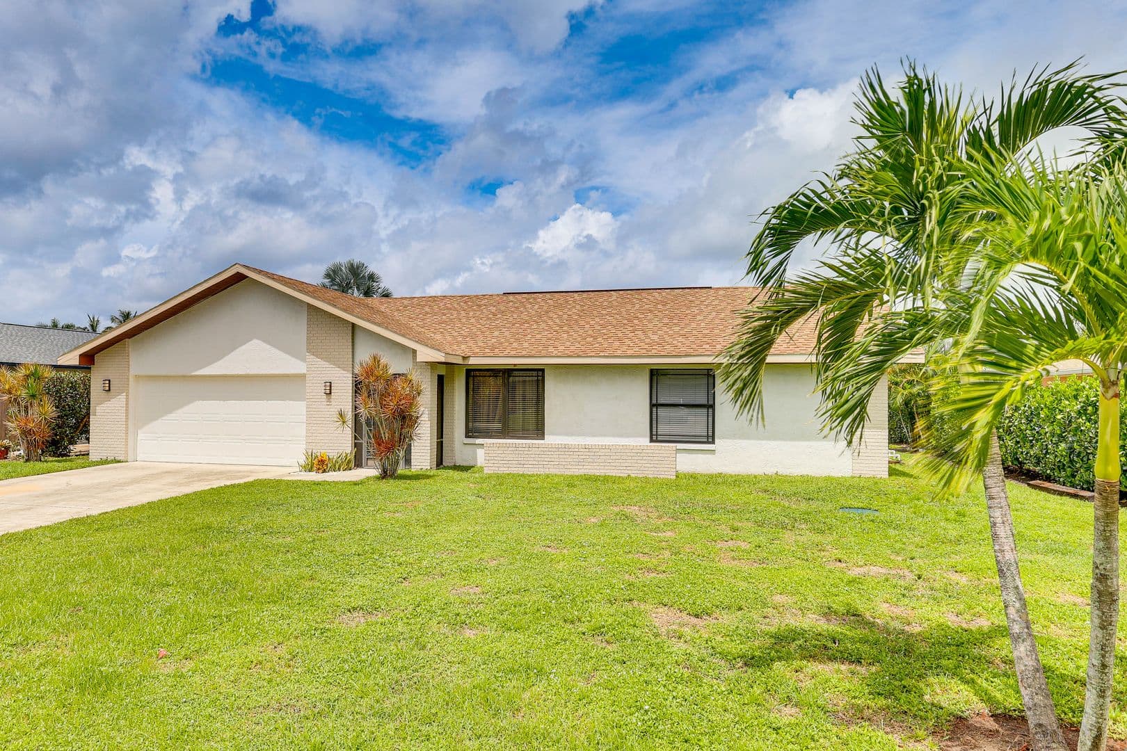Ft. Myers House: 6030 Perthshire Ln