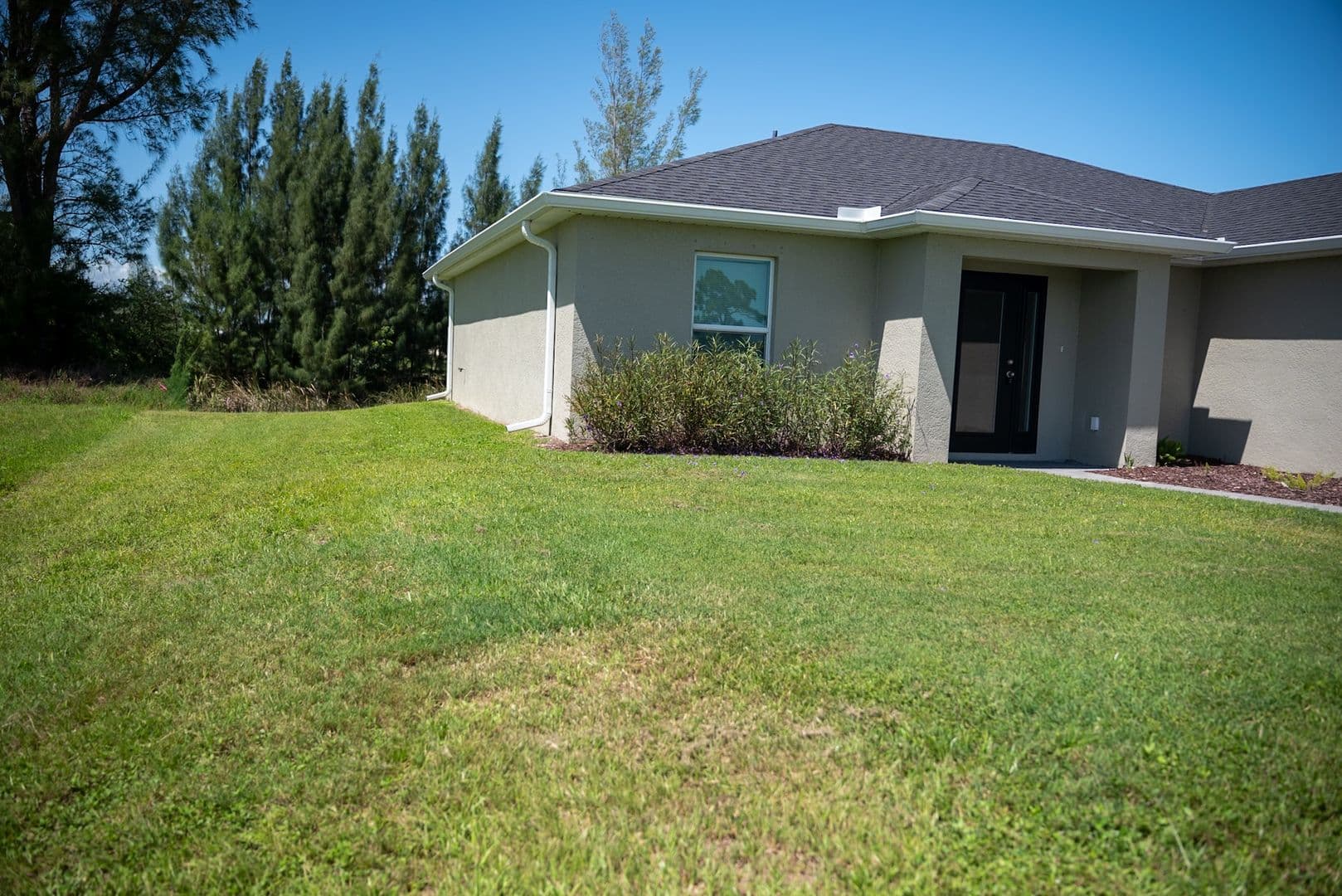 Cape Coral House: 1729 NW 20th Ter