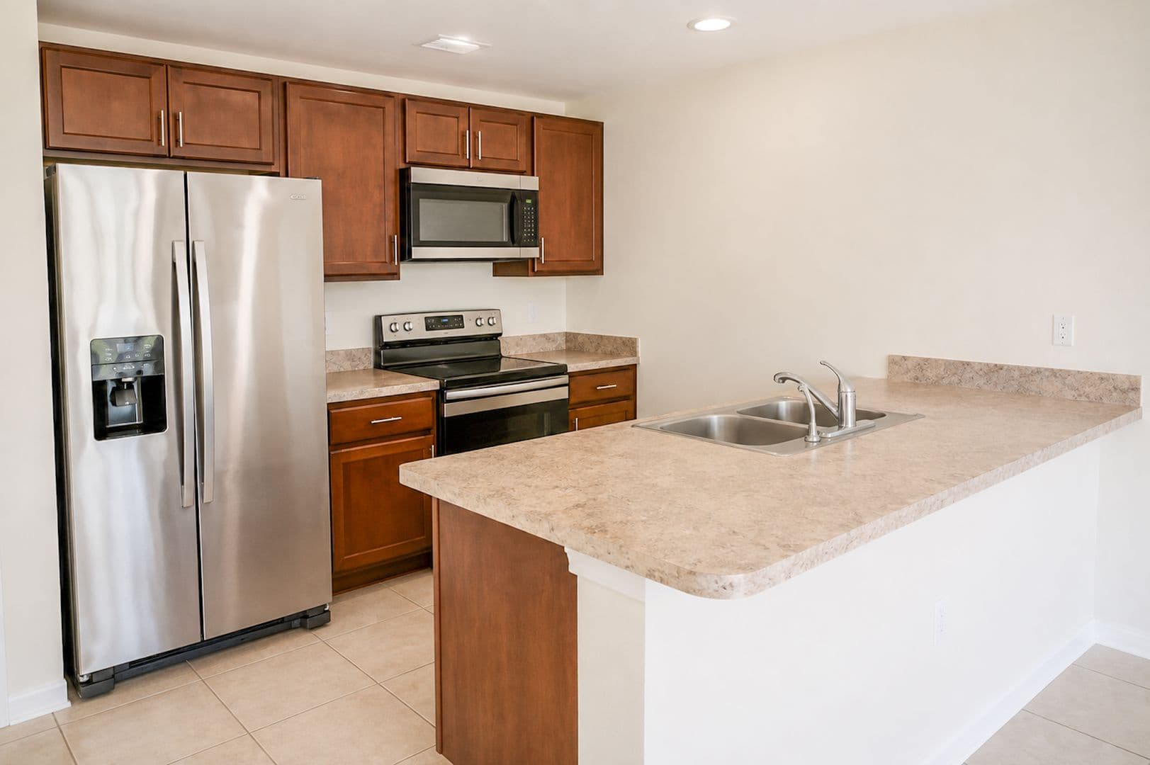 Cape Coral House: 1108 NE 36th Ln
