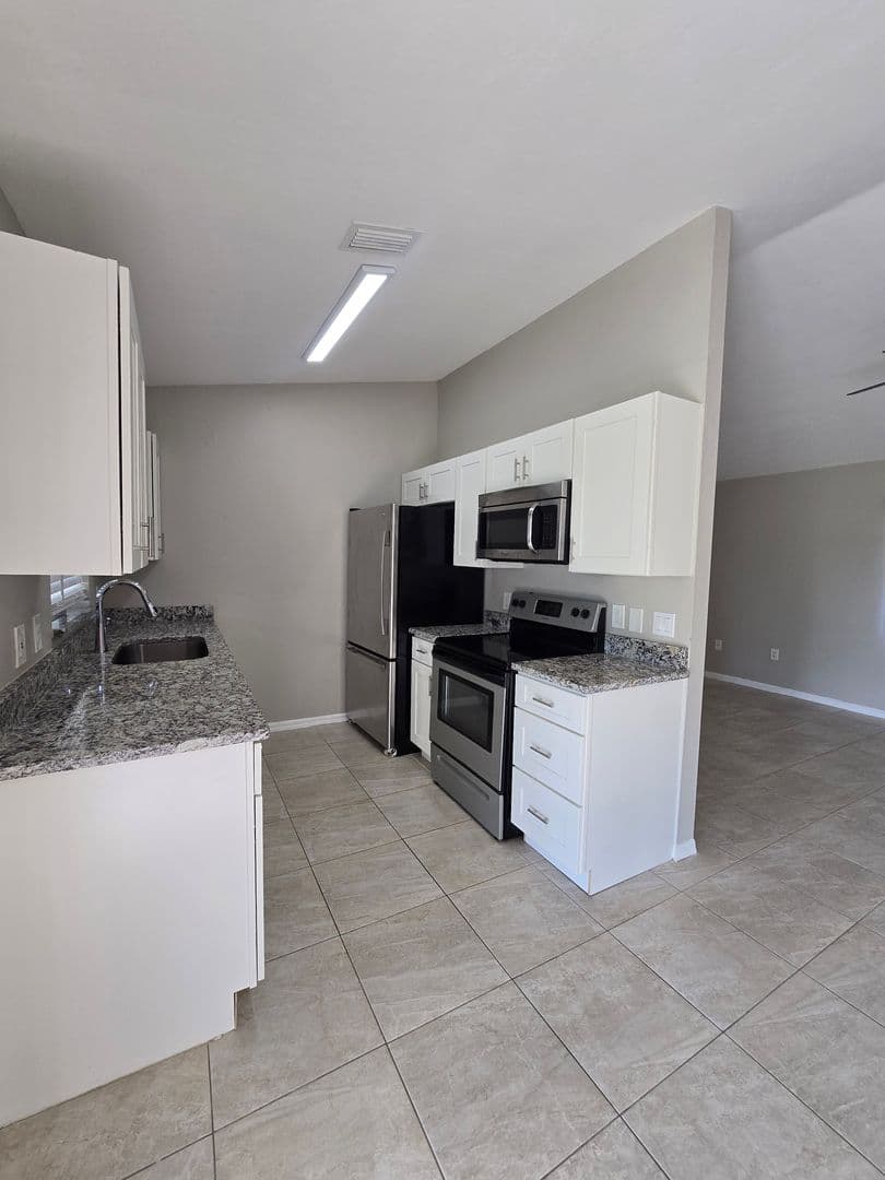 Cape Coral House: 4815 Triton Ct E #1