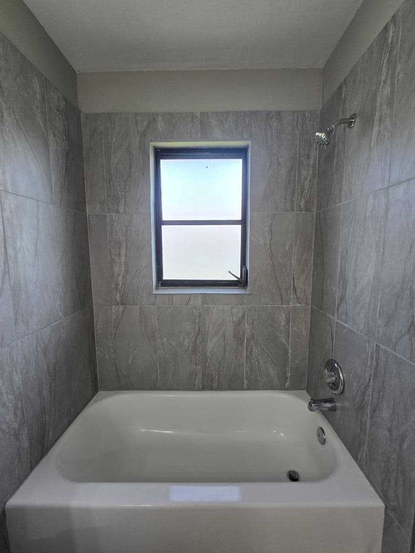Cape Coral House: 4815 Triton Ct E #1