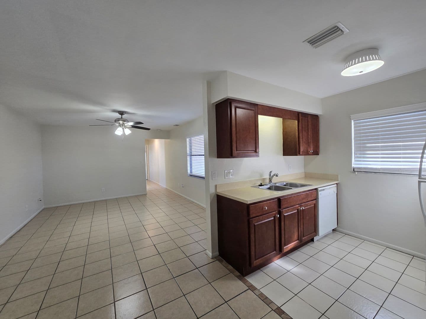 Cape Coral House: 4803 Triton Ct E #1