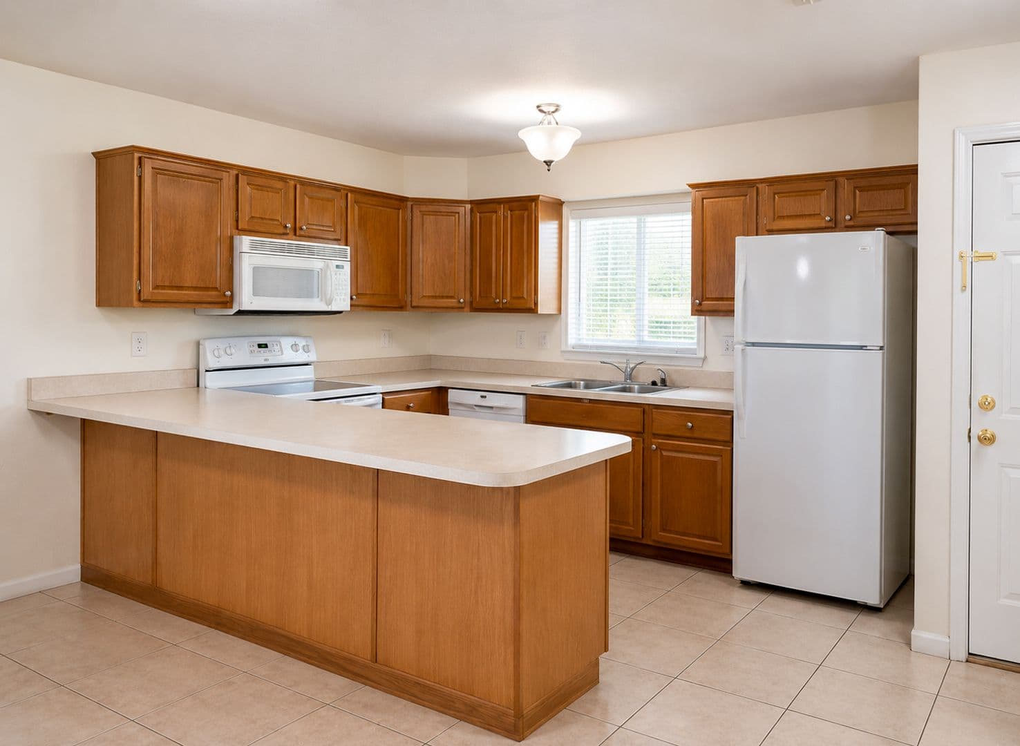Cape Coral House: 1623 SW Santa Barbara Pl
