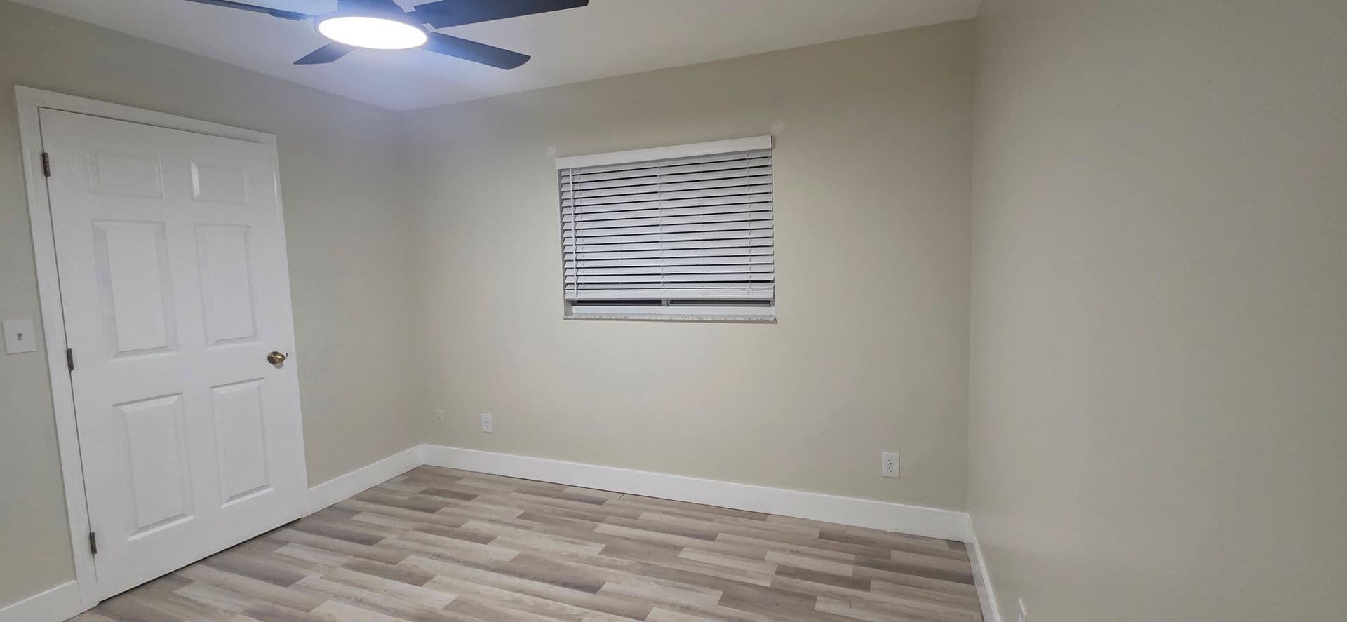 Cape Coral House: 1013 SE 12th Ter