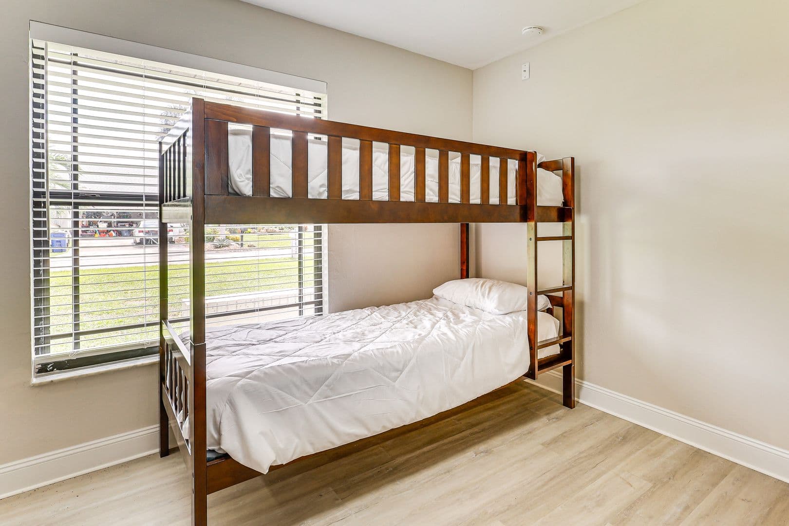 Ft. Myers House: 6030 Perthshire Ln