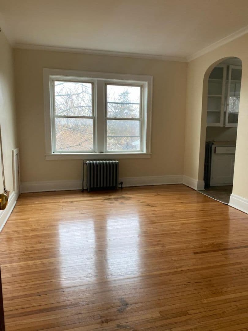 Rochester Apartment: 1126 Dewey Avenue
