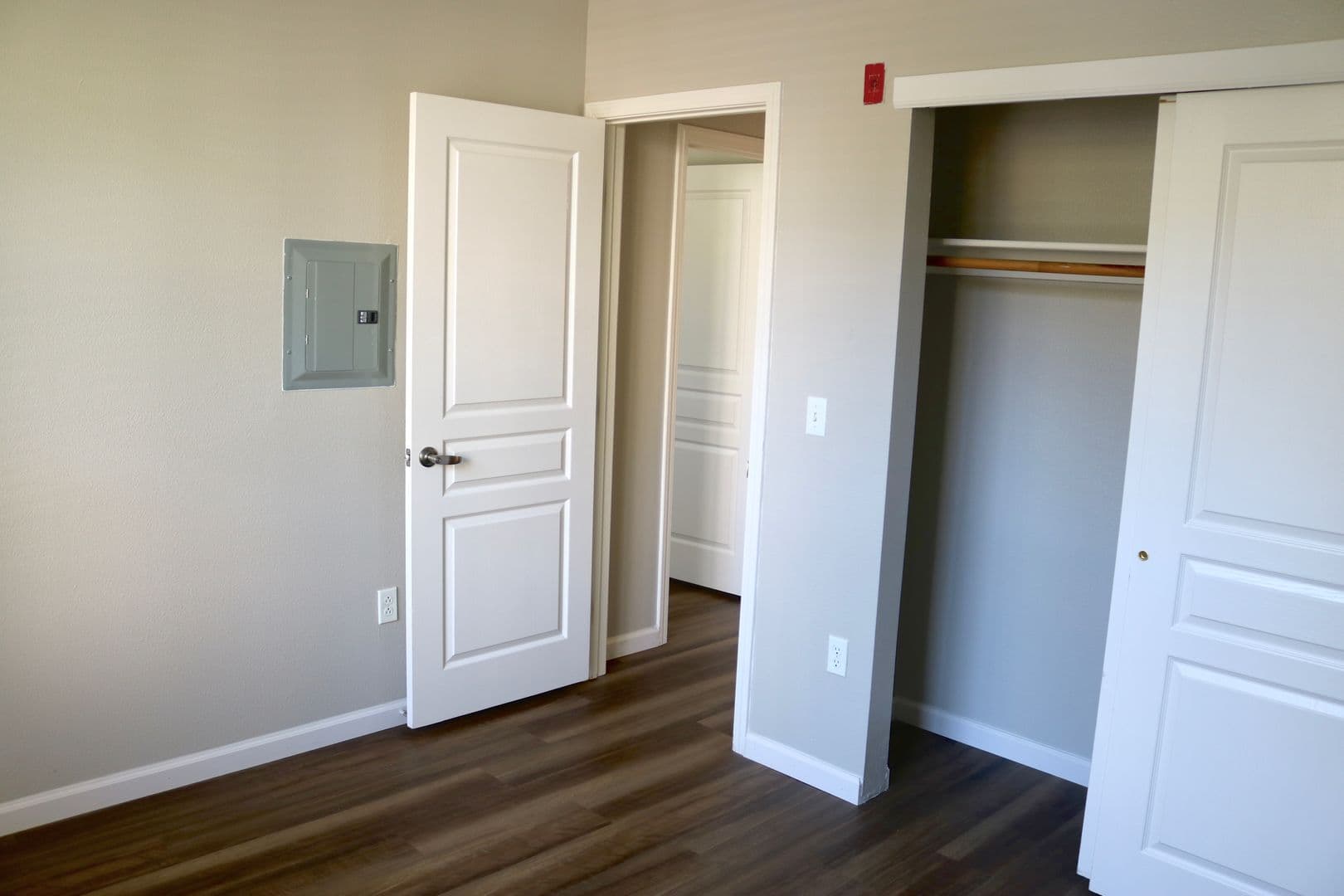 Santa Rosa Apartment: 3587 Round Barn Blvd