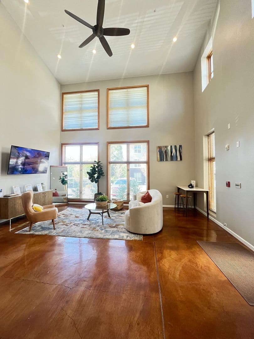 Santa Rosa Apartment: 3587 Round Barn Blvd