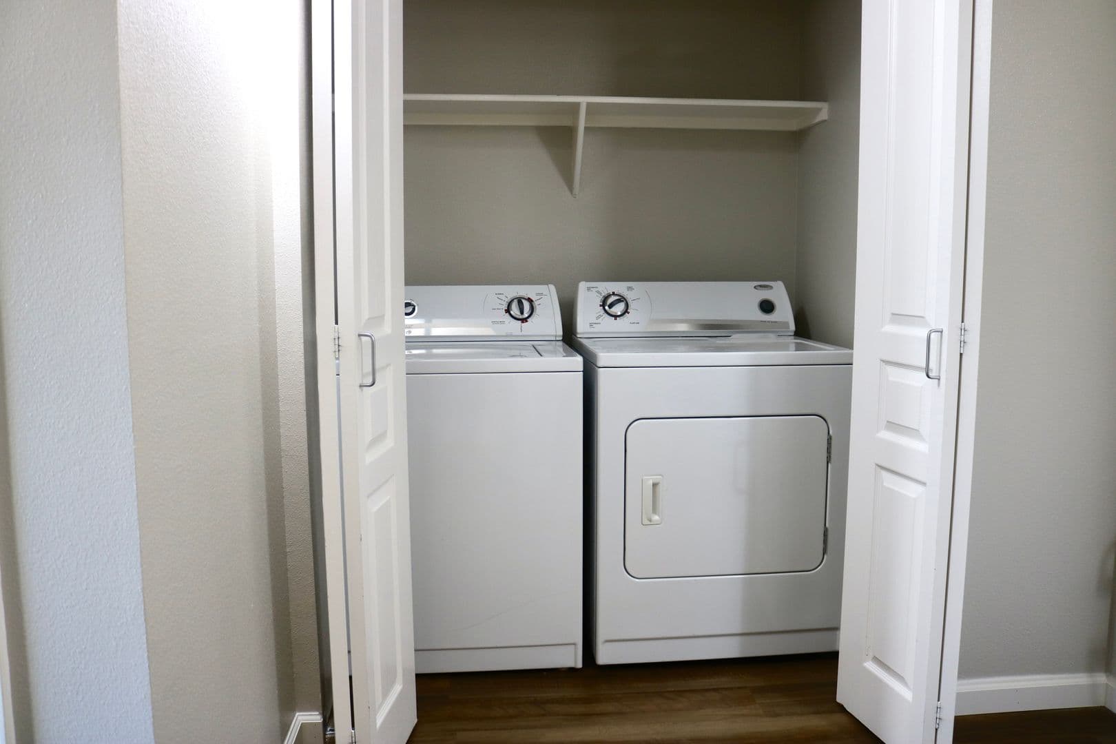 Santa Rosa Apartment: 3587 Round Barn Blvd