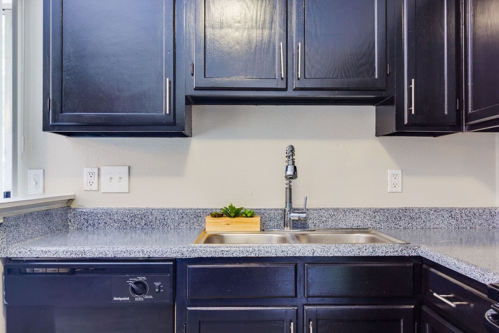 San Marcos Apartment: 705 River Road