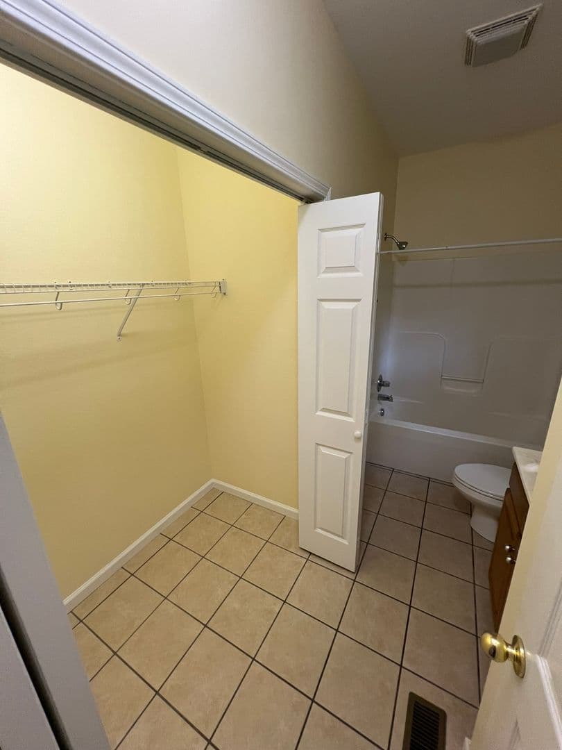 Arden Townhome: 14 Pepperbrush Trail